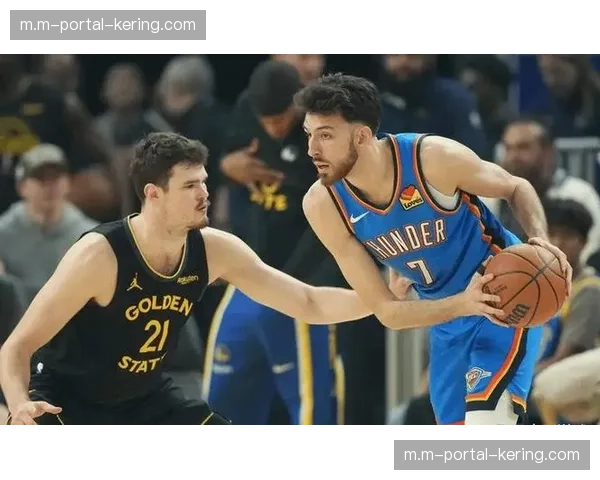 雷霆六人得分上双客胜公牛 霍姆格伦12+11麦凯恩20分奇兵涌现